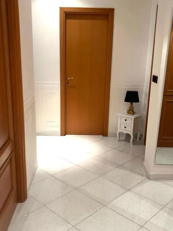 Apartment Glint House Appartamento Piazzale Delle Provincie Rome